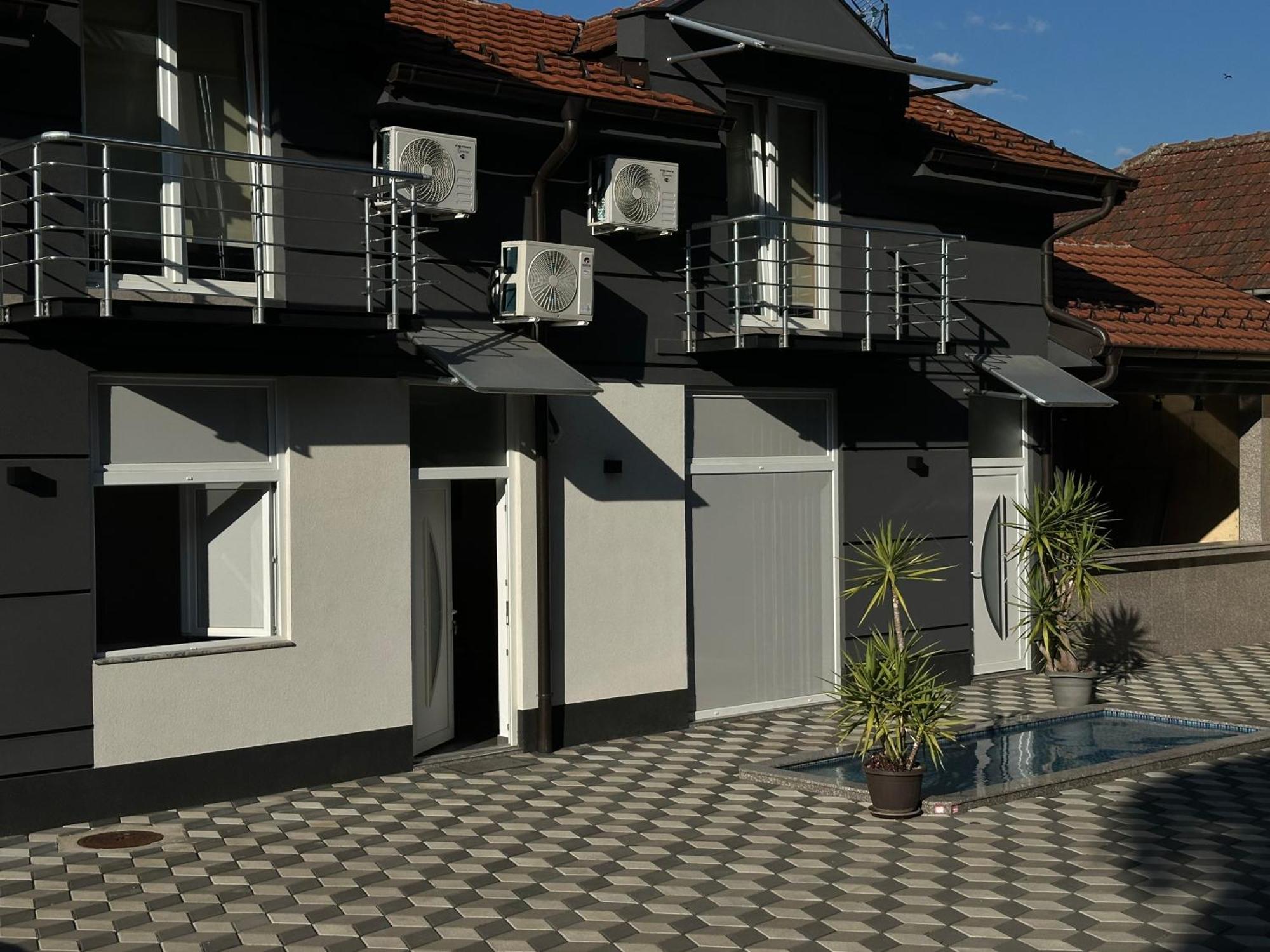 Apartmani Lavazza Vlasotince Esterno foto